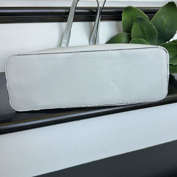 Anne Klein 2-in-1 Shoulder Tote Removable  Clutch Like New Versatile Bag - Picture 9 of 12